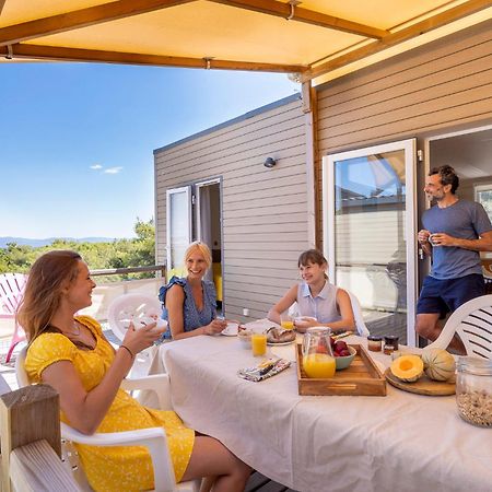 Camping Le Mediterranee Hyères Exteriör bild