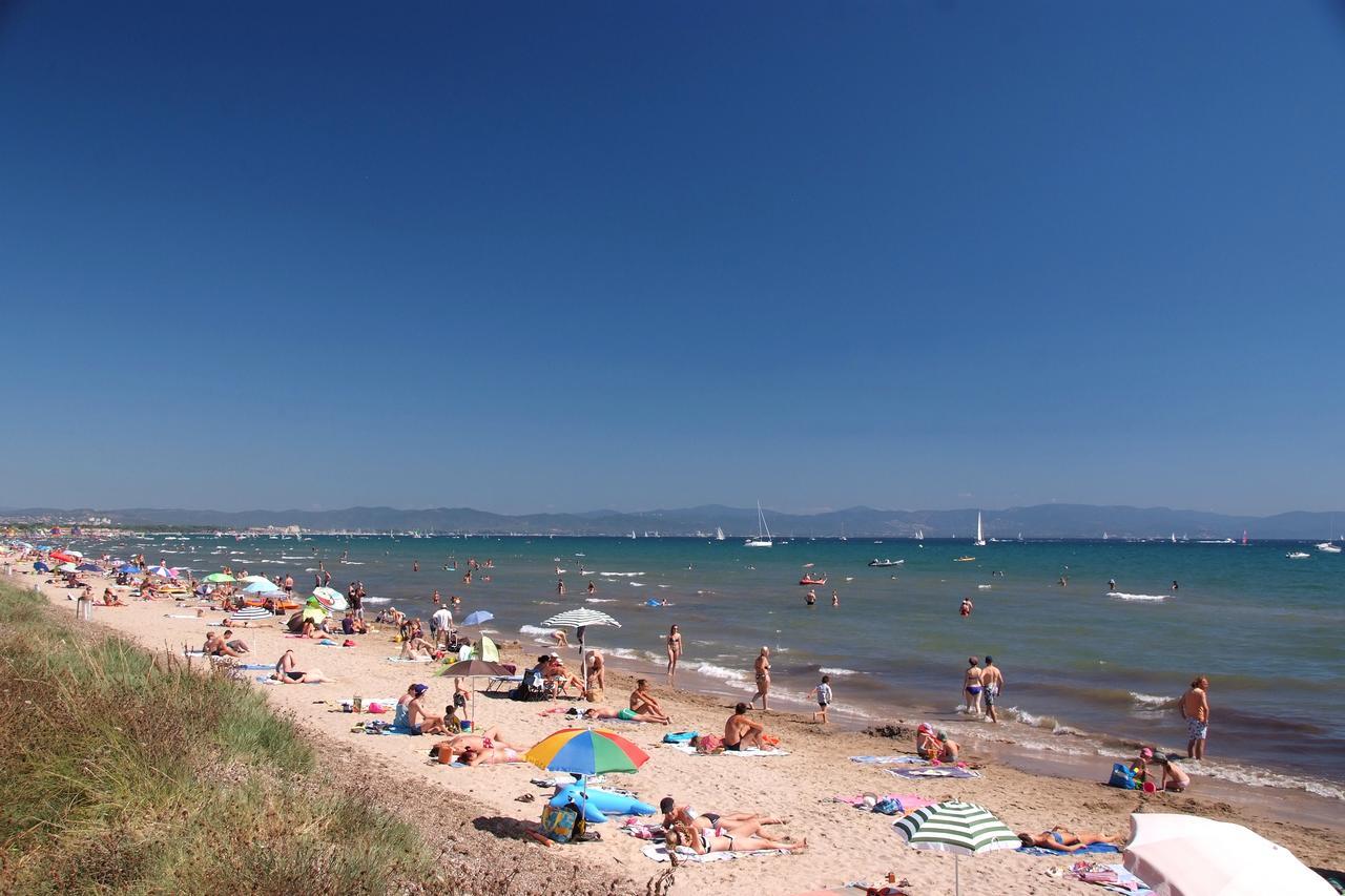 Camping Le Mediterranee Hyères Exteriör bild