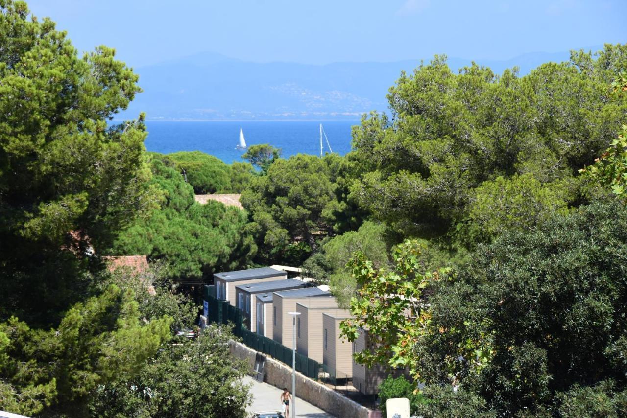 Camping Le Mediterranee Hyères Exteriör bild
