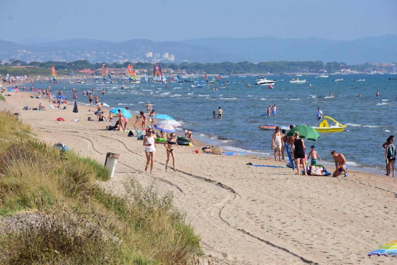 Camping Le Mediterranee Hyères Exteriör bild